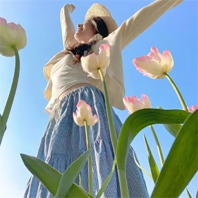 了不起的谢轻轻